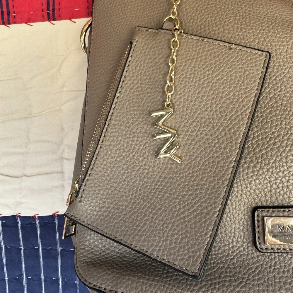 Marc New York‎ Andrew Marc Taupe Purse Shoulder Satchel Handles Gold Hardware